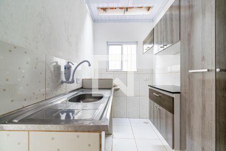 Cozinha de casa para alugar com 1 quarto, 20m² em Vila Babilônia, São Paulo