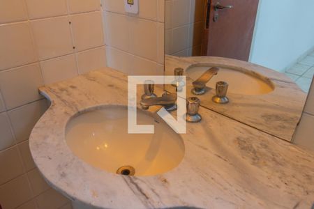 Apartamento à venda com 102m², 3 quartos e 1 vagaBanheiro da Suíte