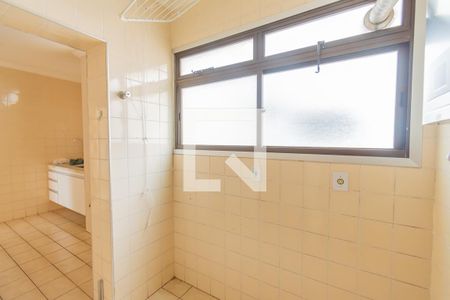 Apartamento à venda com 102m², 3 quartos e 1 vagaÁrea de Serviço