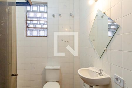 Banheiro de apartamento para alugar com 1 quarto, 38m² em Santa Ifigênia, São Paulo