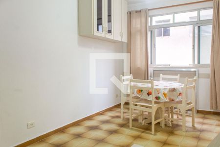 Sala de apartamento para alugar com 3 quartos, 92m² em Jardim Santa Genoveva, Guarujá
