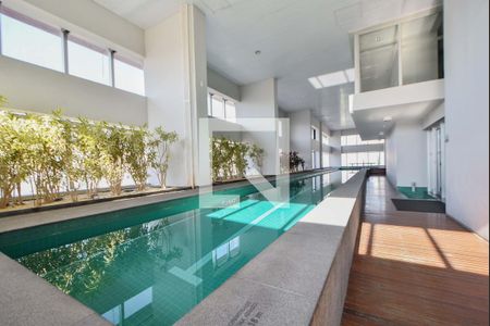 Studio para alugar com 38m², 1 quarto e 1 vaga Studio para alugar com 38m², 1 quarto e 1 vagaPiscina