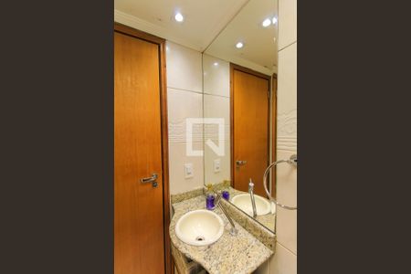 Apartamento à venda com 51m², 2 quartos e 2 vagas Apartamento à venda com 51m², 2 quartos e 2 vagasBanheiro