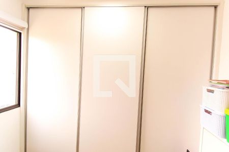 Apartamento à venda com 51m², 2 quartos e 2 vagas Apartamento à venda com 51m², 2 quartos e 2 vagasQuarto 2 - Armários