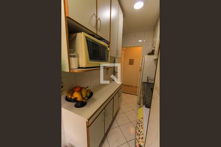 Apartamento à venda com 51m², 2 quartos e 2 vagas Apartamento à venda com 51m², 2 quartos e 2 vagasCozinha