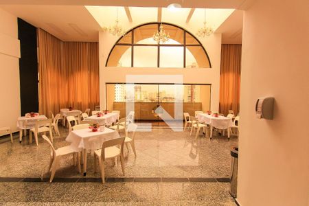 Apartamento à venda com 51m², 2 quartos e 2 vagas Apartamento à venda com 51m², 2 quartos e 2 vagasÁrea comum - Salão de festas