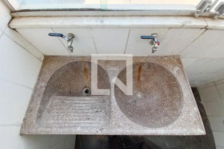 Apartamento para alugar com 87m², 2 quartos e 2 vagas Apartamento para alugar com 87m², 2 quartos e 2 vagasCozinha e Área de Serviço