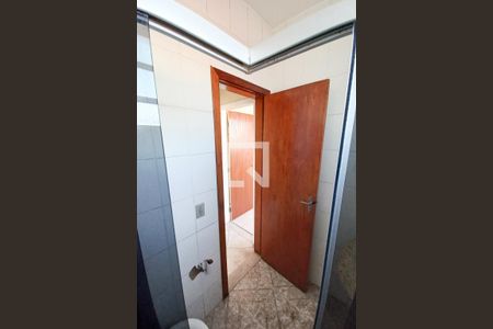 Apartamento para alugar com 87m², 2 quartos e 2 vagas Apartamento para alugar com 87m², 2 quartos e 2 vagasBanheiro