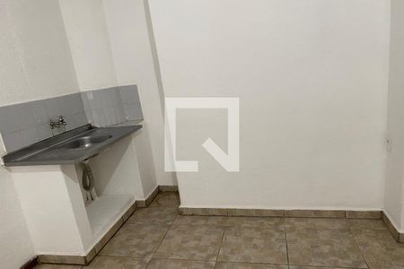 Cozinha de kitnet/studio para alugar com 1 quarto, 27m² em Bela Vista, São Paulo
