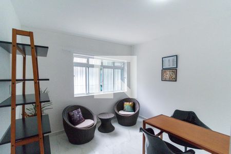 Casa à venda com 217m², 3 quartos e 2 vagasEdícula