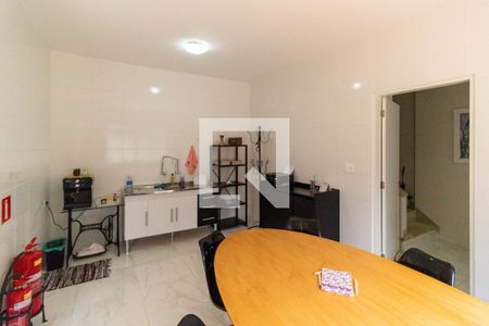 Casa à venda com 217m², 3 quartos e 2 vagasCozinha