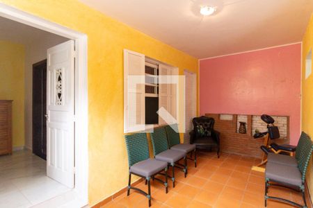 Casa à venda com 217m², 3 quartos e 2 vagasEdícula