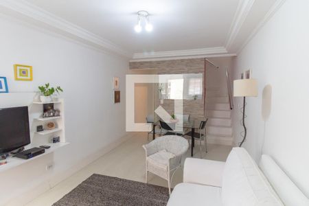 Casa à venda com 80m², 2 quartos e 1 vaga Casa à venda com 80m², 2 quartos e 1 vagaSala de Estar