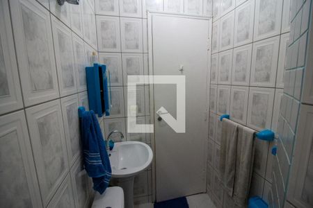Casa à venda com 80m², 2 quartos e 1 vaga Casa à venda com 80m², 2 quartos e 1 vagaBanheiro