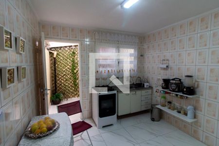 Casa à venda com 80m², 2 quartos e 1 vaga Casa à venda com 80m², 2 quartos e 1 vagaCozinha