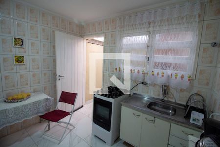 Casa à venda com 80m², 2 quartos e 1 vaga Casa à venda com 80m², 2 quartos e 1 vagaCozinha