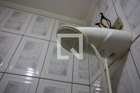 Casa à venda com 80m², 2 quartos e 1 vaga Casa à venda com 80m², 2 quartos e 1 vagaBanheiro da Suíte