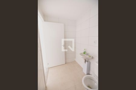 Apartamento para alugar com 74m², 2 quartos e sem vaga Apartamento para alugar com 74m², 2 quartos e sem vagaBanheiro