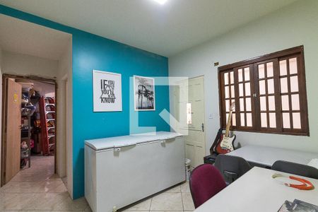 Sala 2 de casa à venda com 4 quartos, 270m² em Jardim Ipanema (cidade Líder), São Paulo