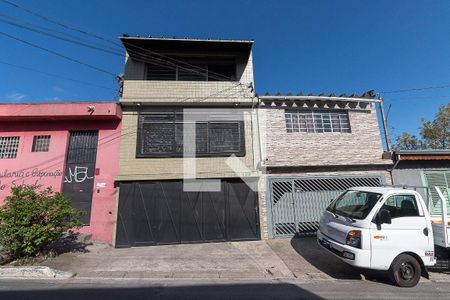 Casa à venda com 270m², 4 quartos e 1 vagaFachada