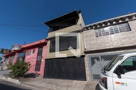 Casa à venda com 270m², 4 quartos e 1 vagaFachada