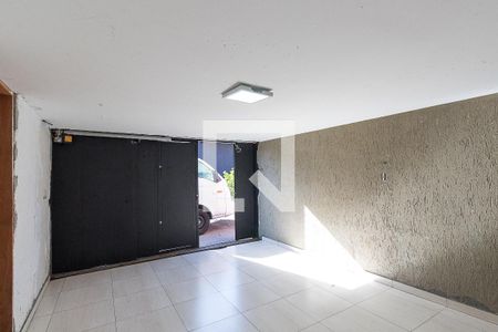 Casa à venda com 270m², 4 quartos e 1 vagaGaragem