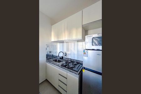 Sala/cozinha de apartamento para alugar com 1 quarto, 30m² em Jardim Helena, São Paulo
