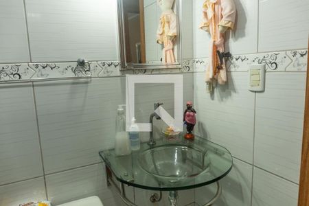 Casa à venda com 140m², 2 quartos e 2 vagas Casa à venda com 140m², 2 quartos e 2 vagasBanheiro