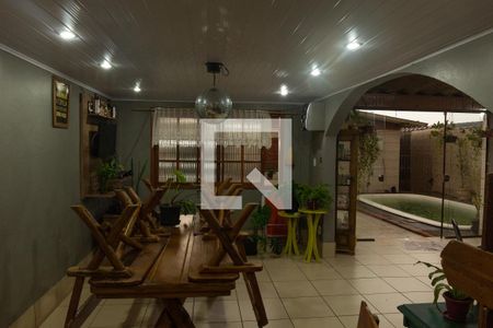 Casa à venda com 140m², 2 quartos e 2 vagas Casa à venda com 140m², 2 quartos e 2 vagasÁrea comum - Churrasqueira