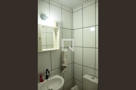 Casa à venda com 140m², 2 quartos e 2 vagas Casa à venda com 140m², 2 quartos e 2 vagasLavabo