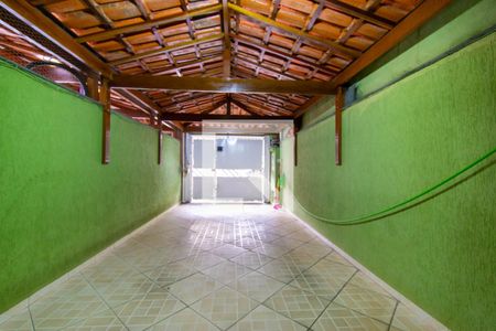 Casa à venda com 80m², 2 quartos e 2 vagasGaragem