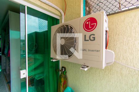 Casa à venda com 80m², 2 quartos e 2 vagasVaranda da Suíte 1