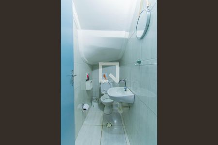 Casa à venda com 80m², 2 quartos e 2 vagasLavabo