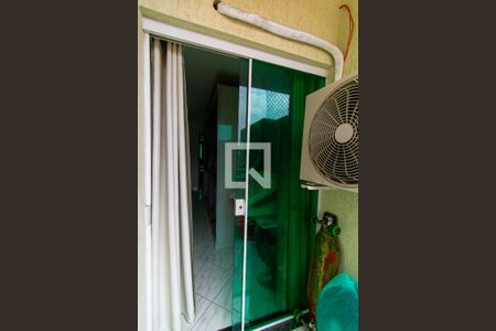 Casa à venda com 80m², 2 quartos e 2 vagasVaranda da Suíte 1