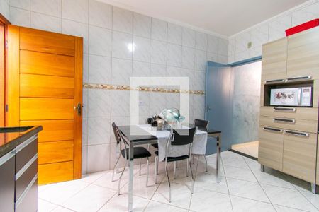 Casa à venda com 80m², 2 quartos e 2 vagasCozinha