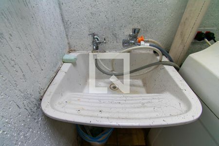 Casa à venda com 80m², 2 quartos e 2 vagasÁrea de Serviço -Tanque