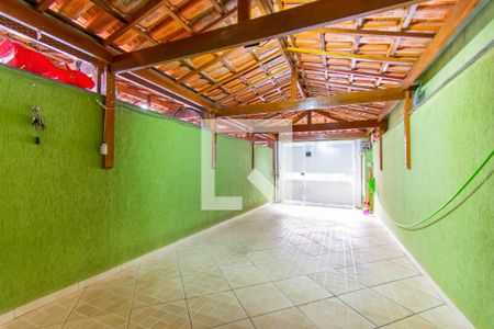 Casa à venda com 80m², 2 quartos e 2 vagasGaragem