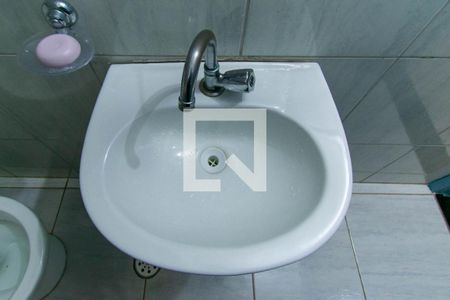 Casa à venda com 80m², 2 quartos e 2 vagasLavabo