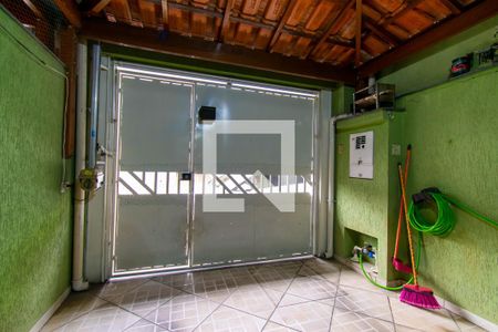 Casa à venda com 80m², 2 quartos e 2 vagasGaragem