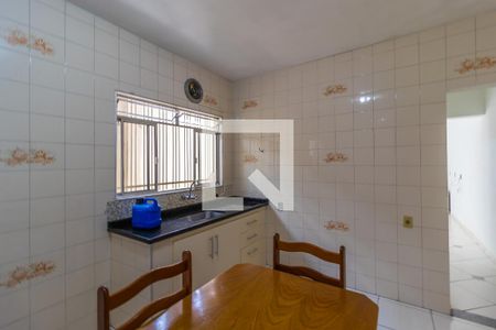 Casa para alugar com 150m², 3 quartos e 1 vaga Casa para alugar com 150m², 3 quartos e 1 vagaCozinha