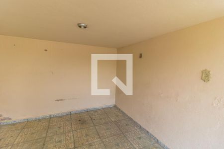 Casa para alugar com 150m², 3 quartos e 1 vaga Casa para alugar com 150m², 3 quartos e 1 vagaGaragem