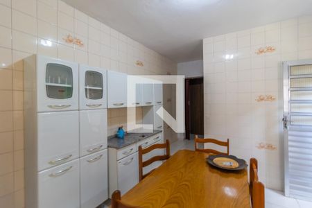 Casa para alugar com 150m², 3 quartos e 1 vaga Casa para alugar com 150m², 3 quartos e 1 vagaCozinha
