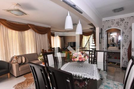 Casa à venda com 660m², 3 quartos e 6 vagasSala de Jantar