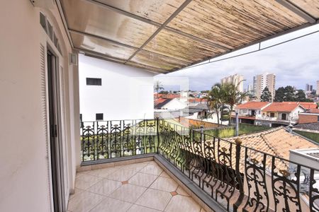 Casa à venda com 660m², 3 quartos e 6 vagasVaranda