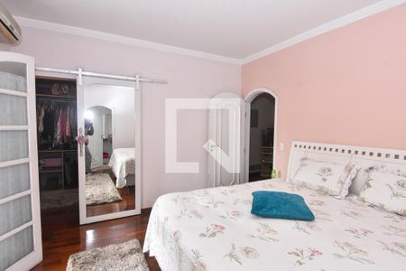 Casa à venda com 660m², 3 quartos e 6 vagasSuíte master