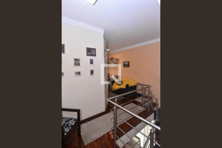 Casa à venda com 660m², 3 quartos e 6 vagasCorredor