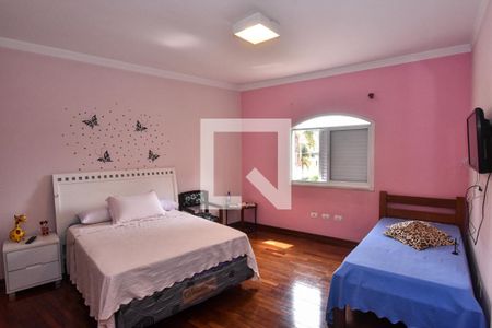 Casa à venda com 660m², 3 quartos e 6 vagasQuarto 2 - Suíte