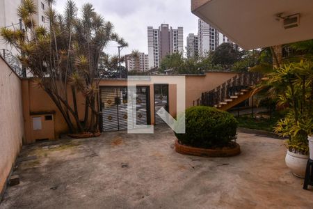 Casa à venda com 660m², 3 quartos e 6 vagasQuintal