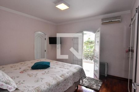 Casa à venda com 660m², 3 quartos e 6 vagasSuíte master