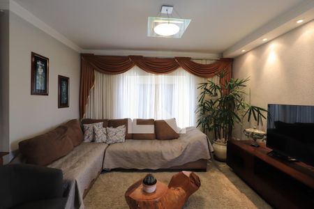 Sala de casa à venda com 3 quartos, 660m² em Jardim Textil, São Paulo